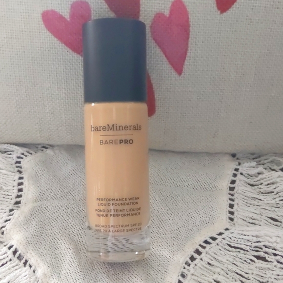 Bare Minerals Liquid Foundation Sandstone 16
